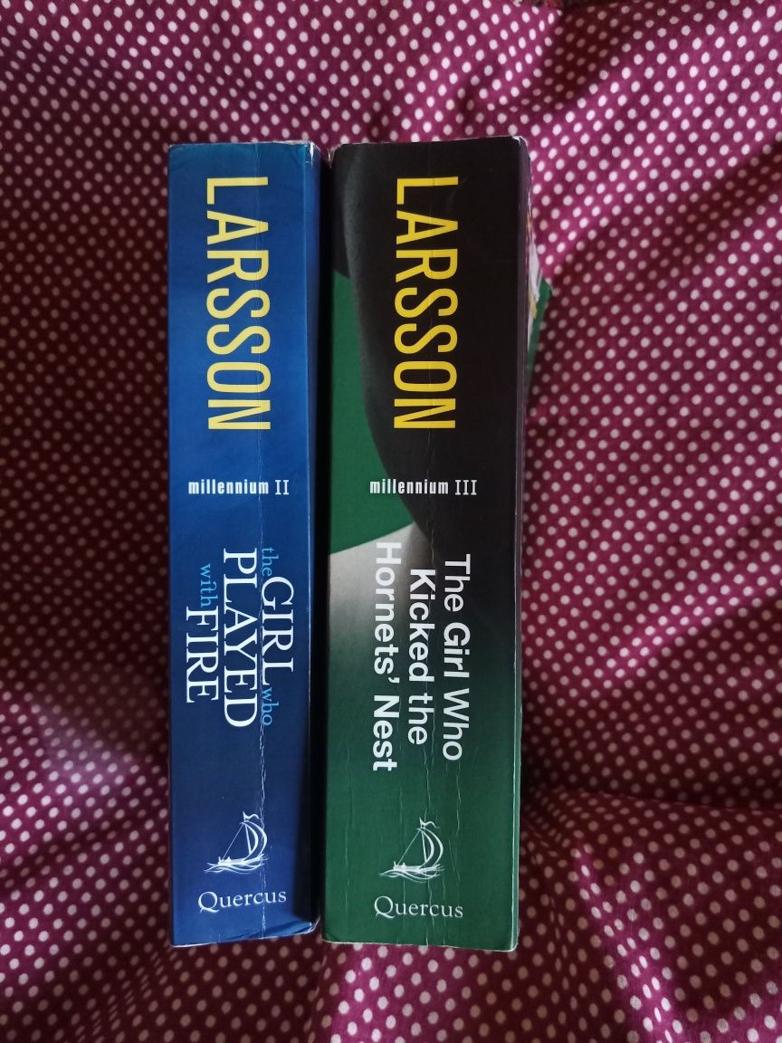 Стіг Ларссон на англійській дві книги