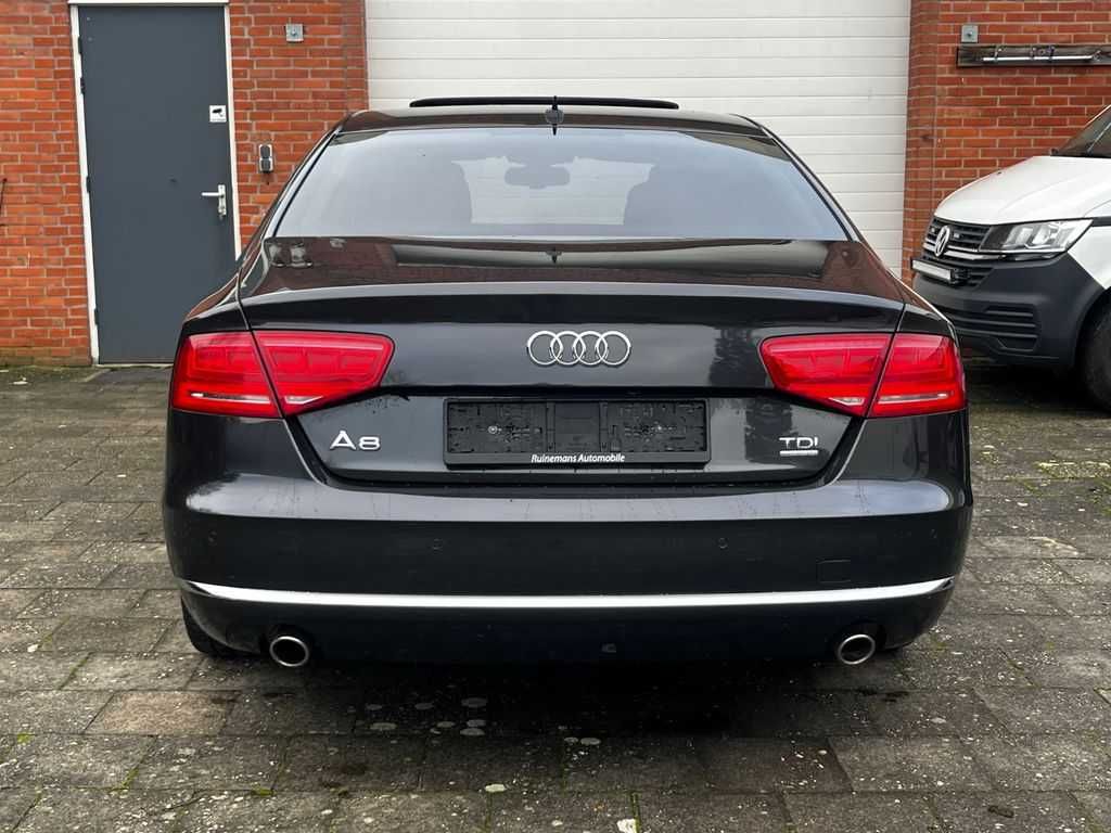 Бампер  Audi A8 D4 запчастини розборка Ауді а8 д4 шрот разборка
