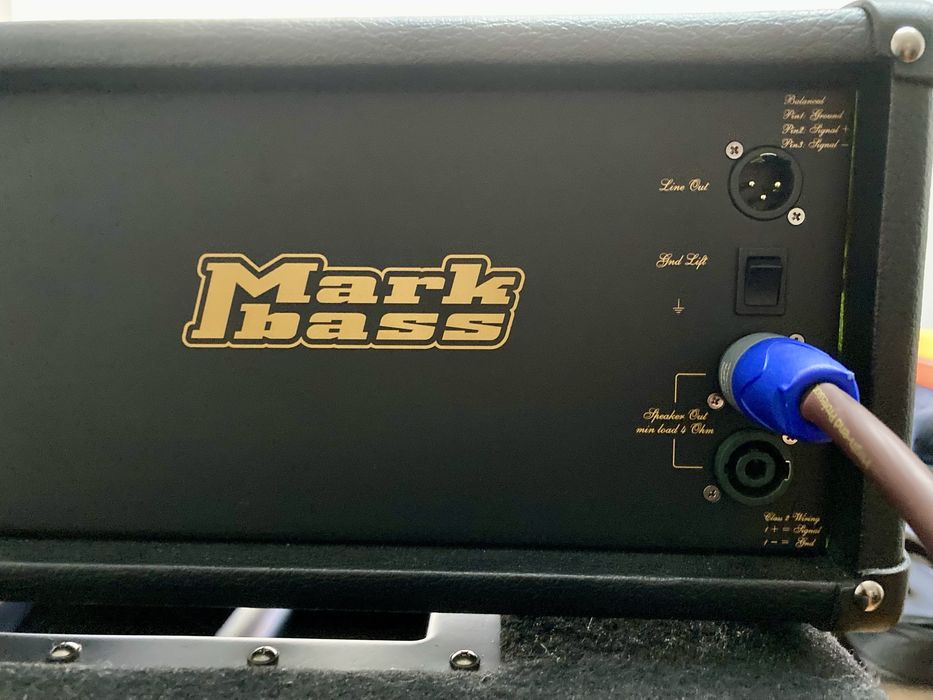 Vendo coluna 1x15 RJ e cabeca Markbass TTE 501 como novo