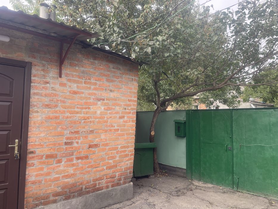 Продам половину будинку (власник)