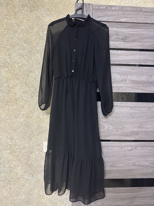 Плаття святкове жіноче міді