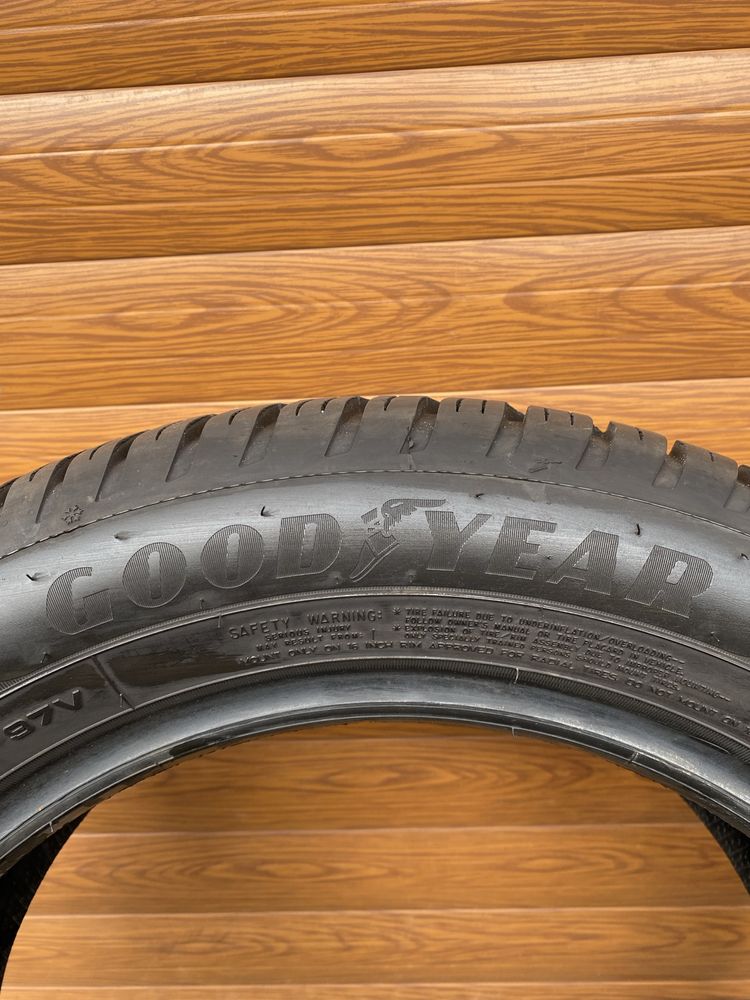 215/55/16 Goodyear Vector 4 Season gen-3 7.62mm 2022r wysyłka!