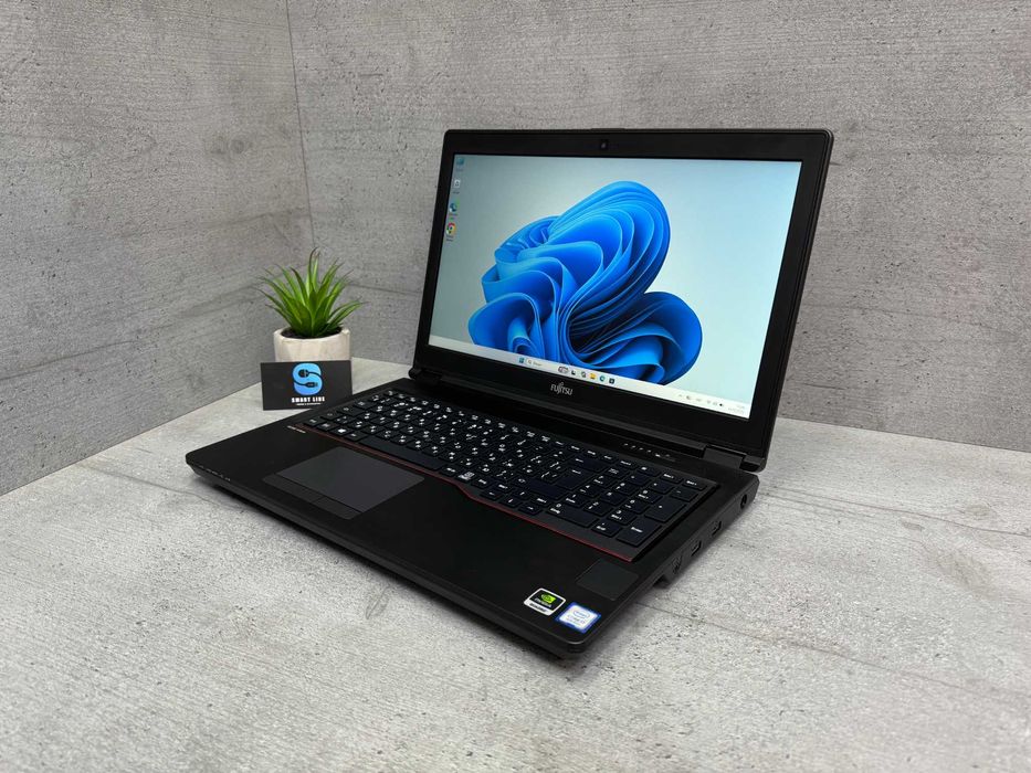 Ігровий ноутбук Fujitsu H780/i7-8750H/15.6"/32gb ddr4/512 ssd/Nvidia
