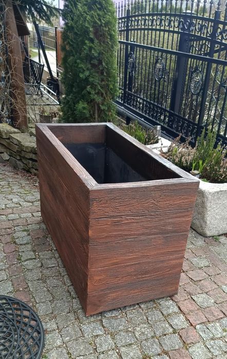 Donice ogrodowe imitacja drewna