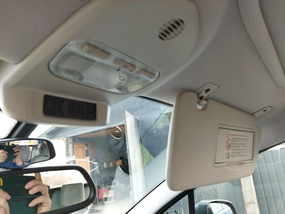 Продам авто Пежо 5008