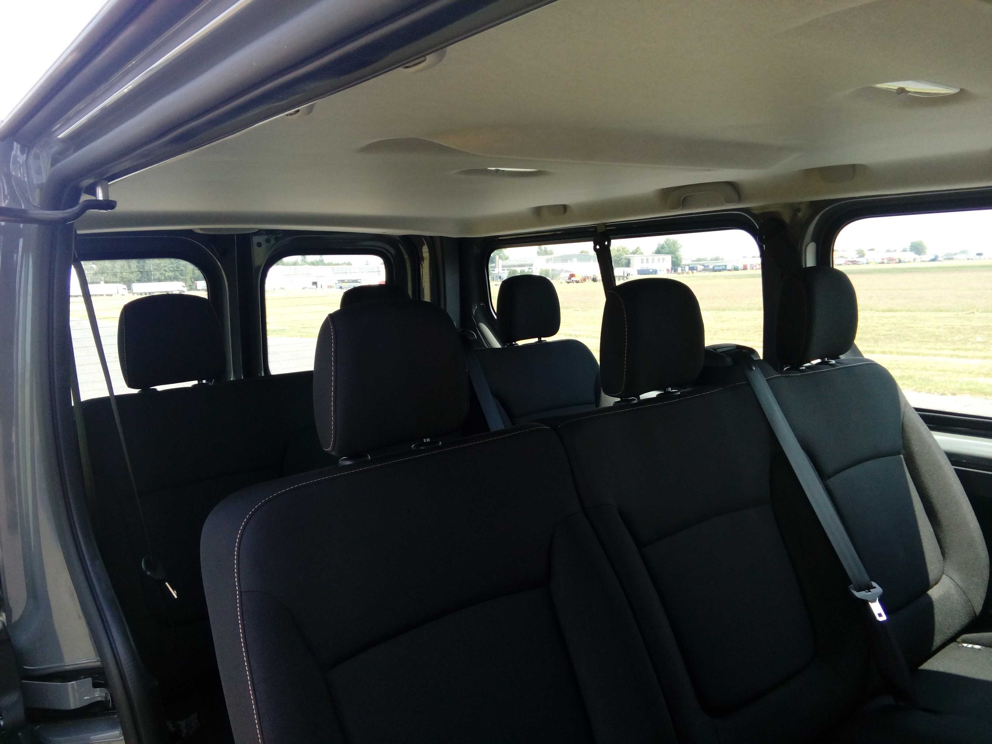 wypożyczalnia busów - Renault Trafic 9-cio osobowy do wynajęcia