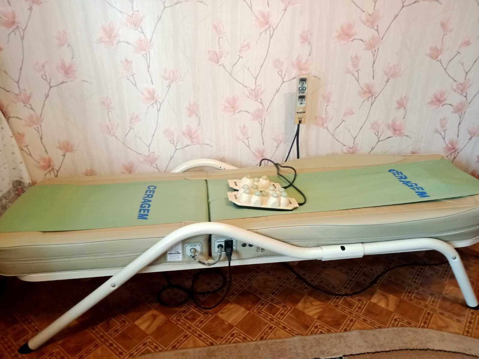 Масажне ліжко CGM-M3500 CERAGEM