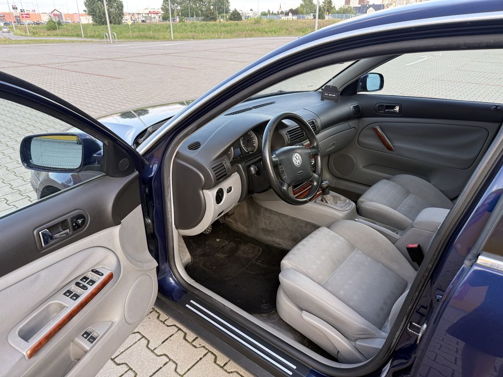 Volkswagen passat b5 FL 2.0 benzyna, tempomat, klima