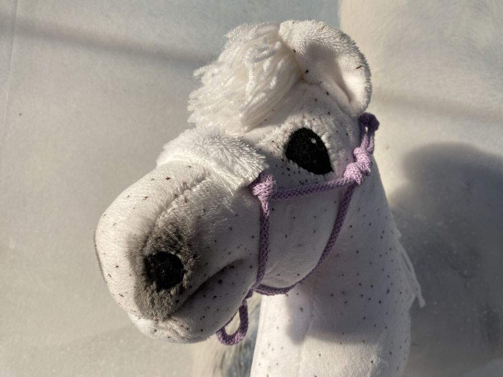 Halter z futerkiem dla hobby horse