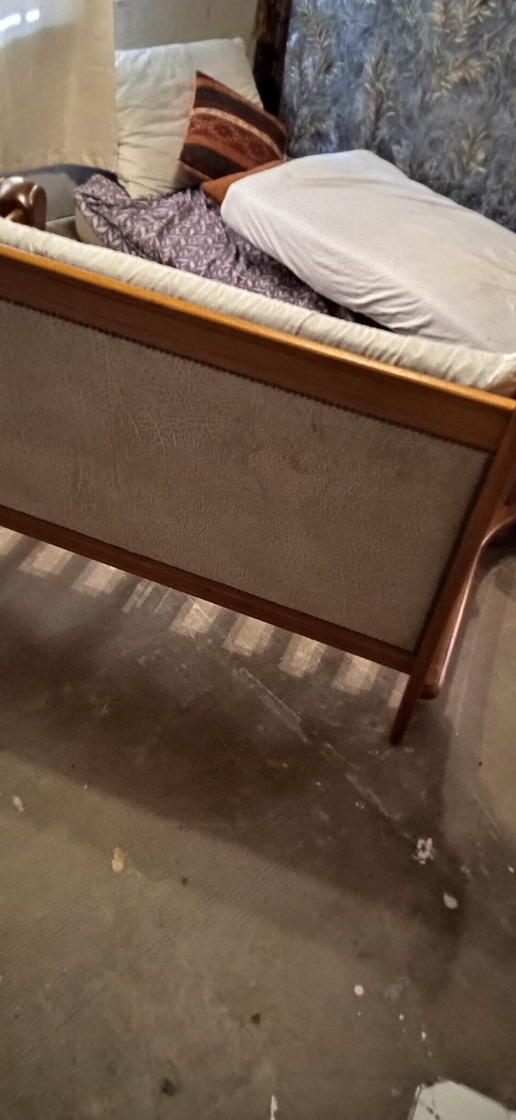 Sofa dwuosobowa sosnowa