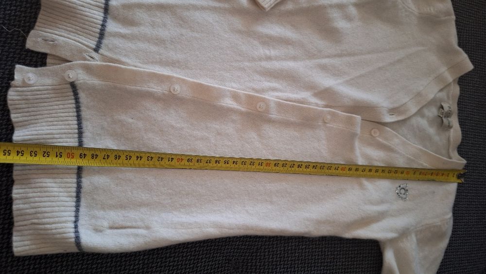 Sweterek B.J.Charles dla dziewczynki 134/140 Lanamerino ecru