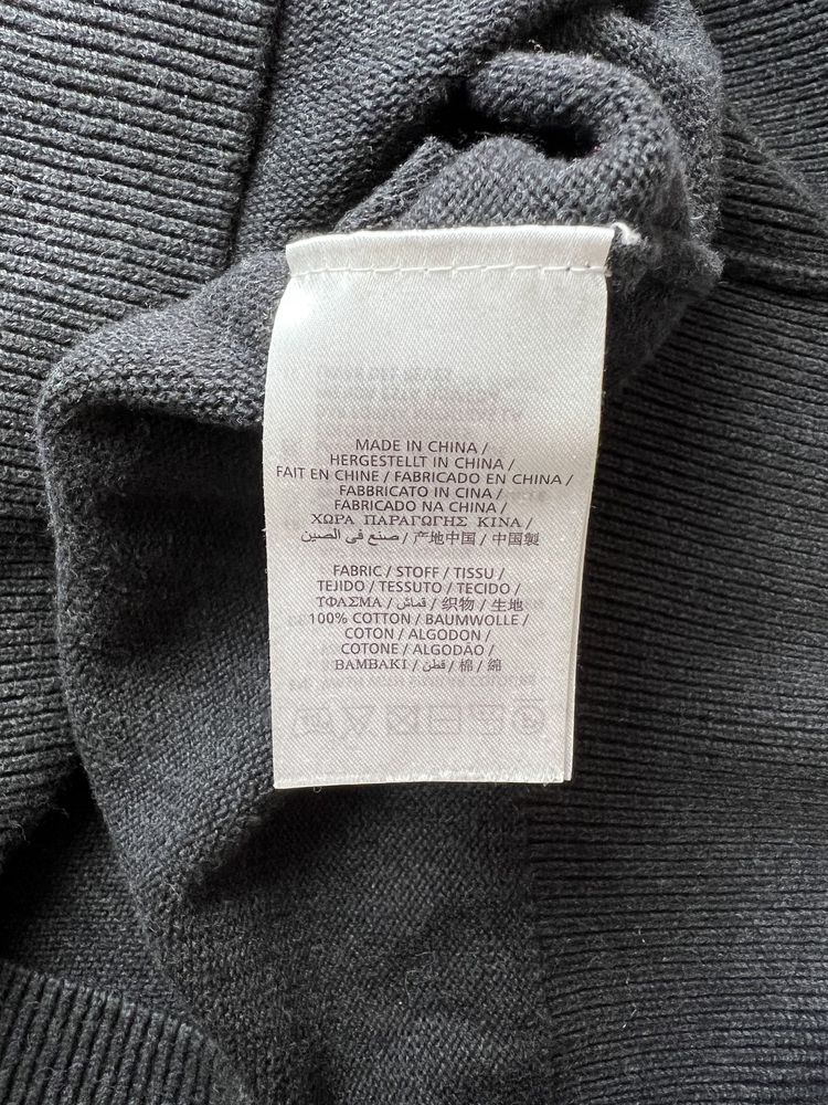 Sweter Gant z dużym logo Amerykańskiej flagi