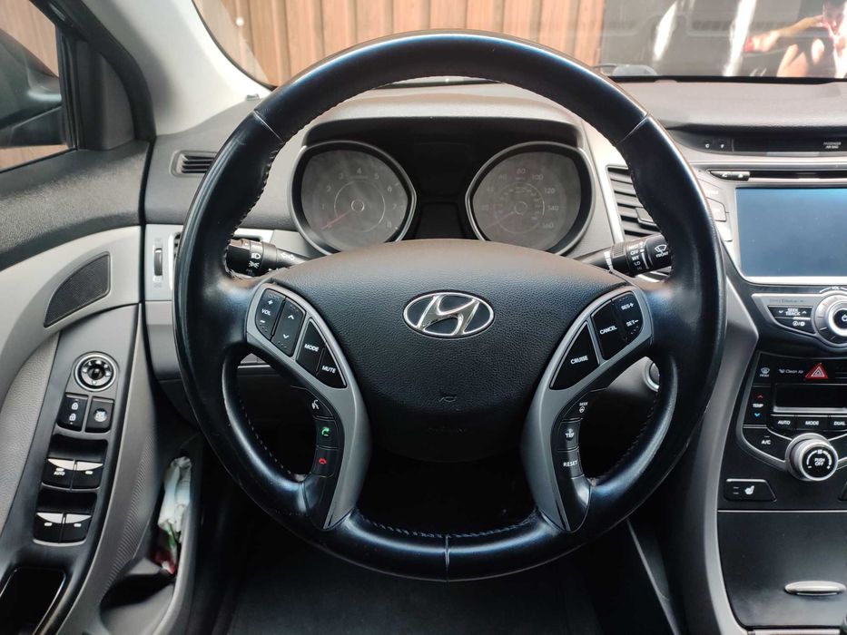 Hyundai Elantra LIMITED + Индивидуальная комплектация!