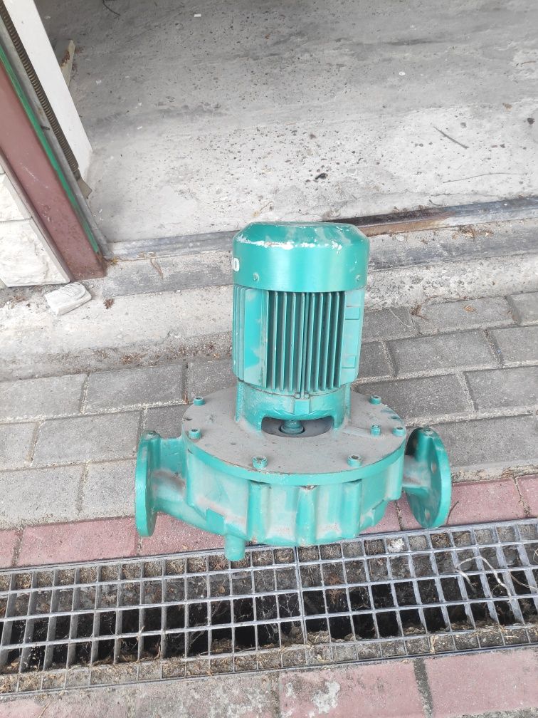 Silnik 3 fazowy 1,1 kW 380-220V ,Pompa WILO do ciepłej /