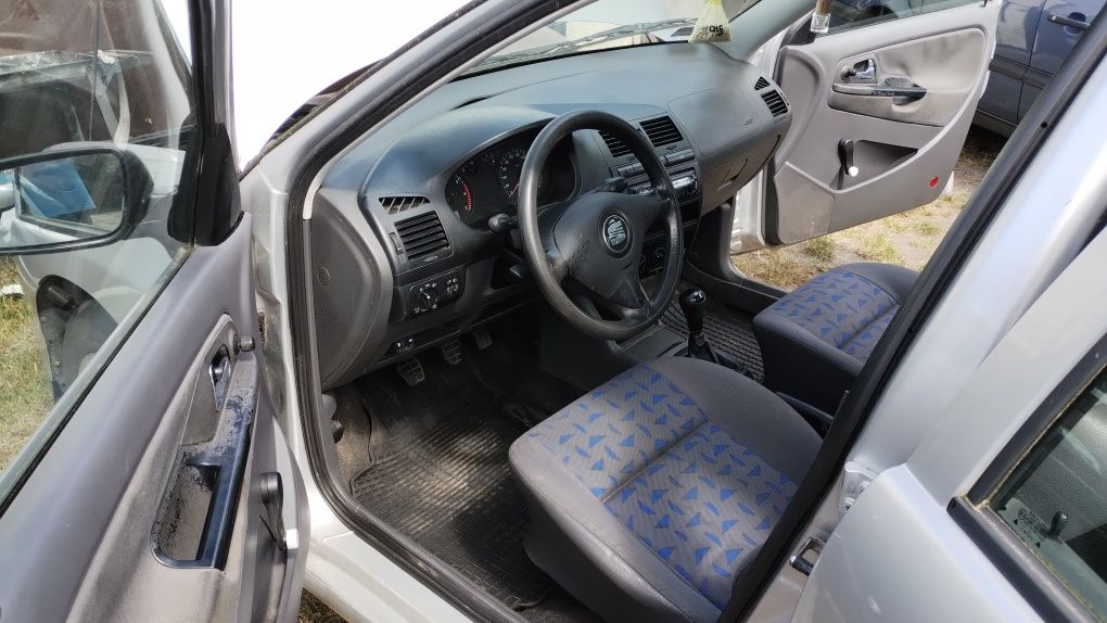 Seat Cordoba 1,4 8V LPG OC- pół roku/PT rok