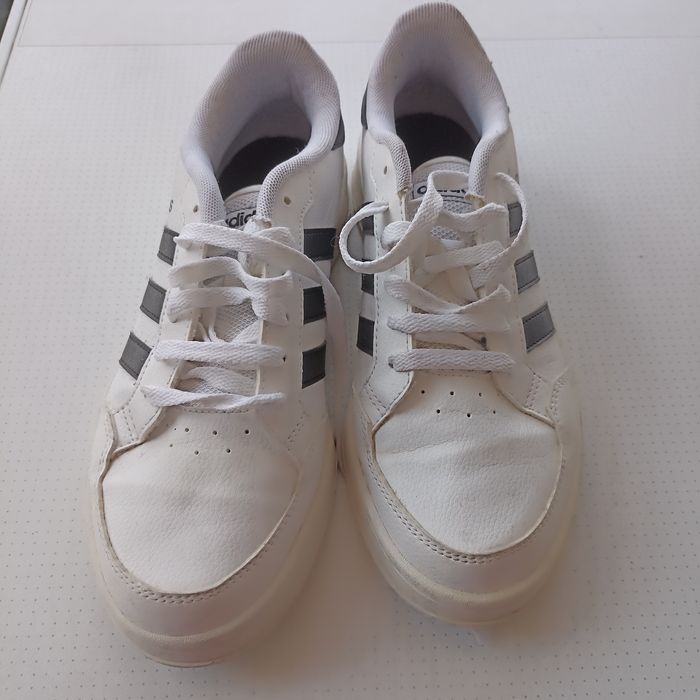 Sapatilhas adidas TAM 41.5 como novas