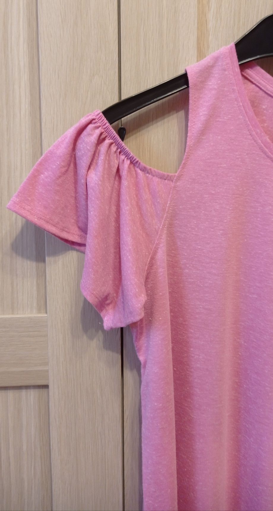 F&F Casual Collection różowa koszulka, odkryte ramiona, r.40