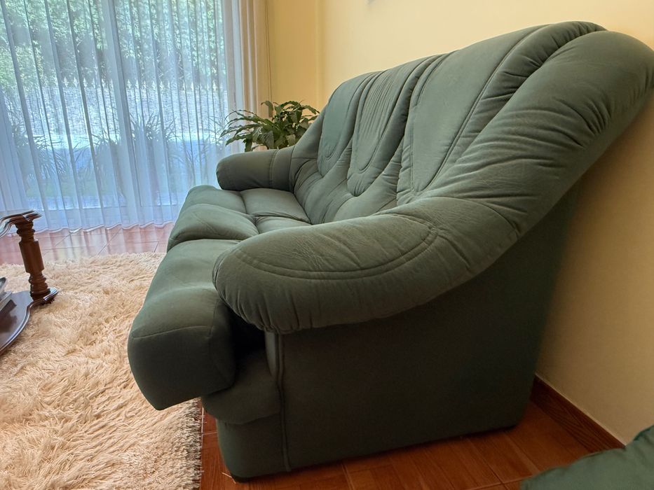 Sofás Verdes , em ótimo estado
