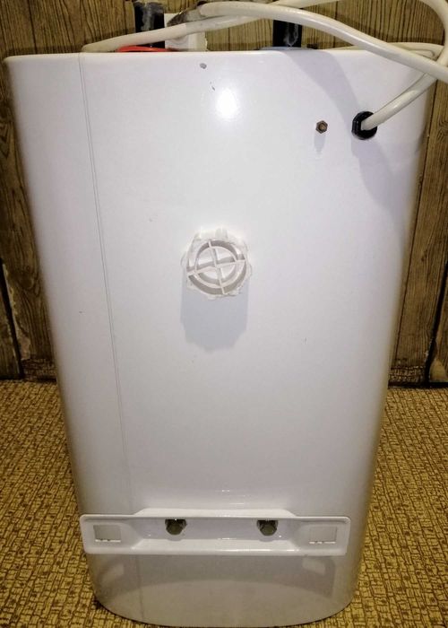 Бойлер Electrolux EWH 30 Formfax DL