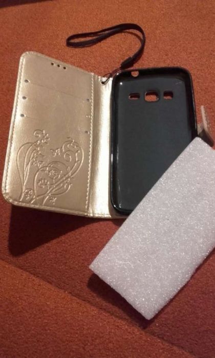 Etui  na telefon