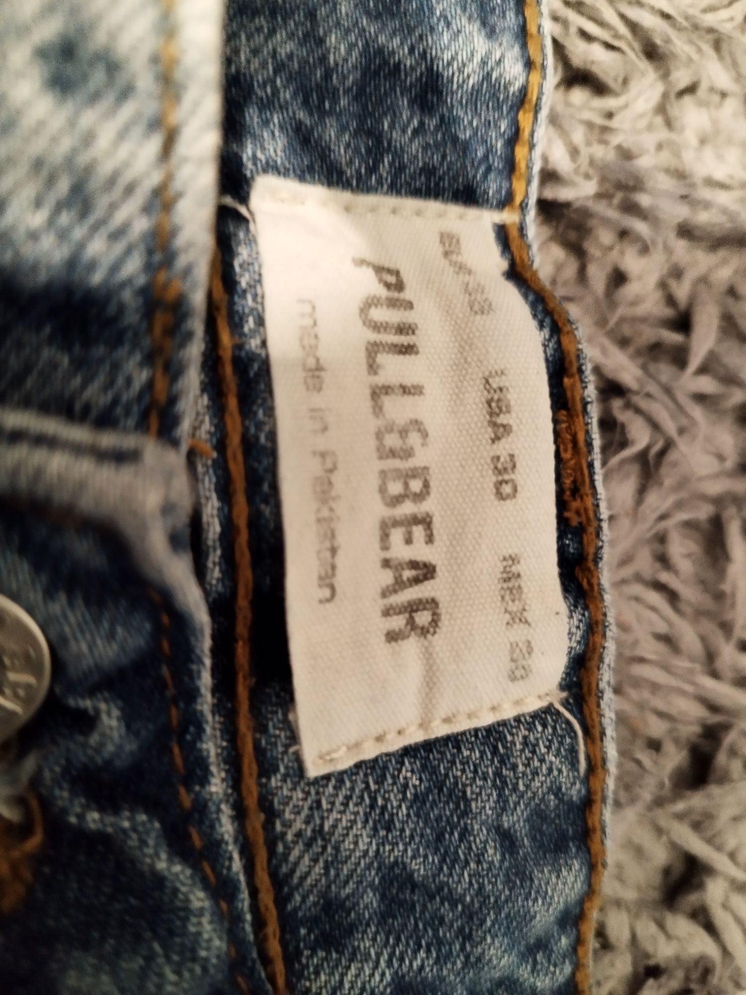 Spodnie pull& bear