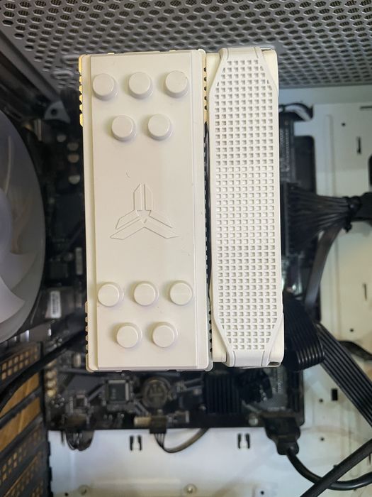Материнська плата Gigabyte A520 M K V2