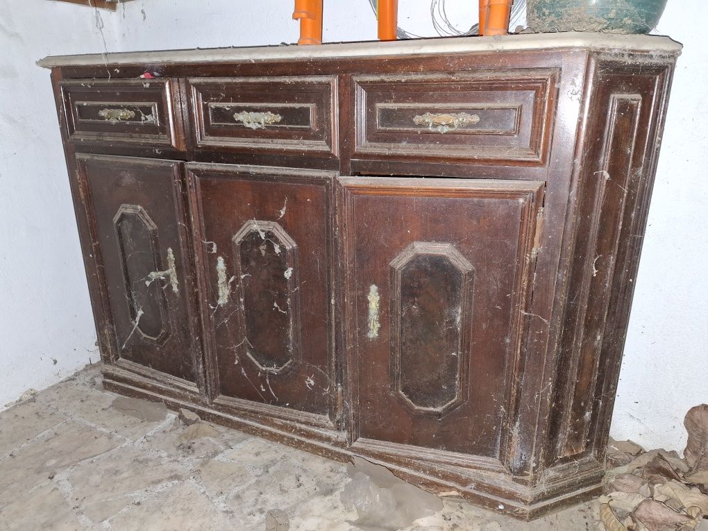Sapateira com pedra mármore