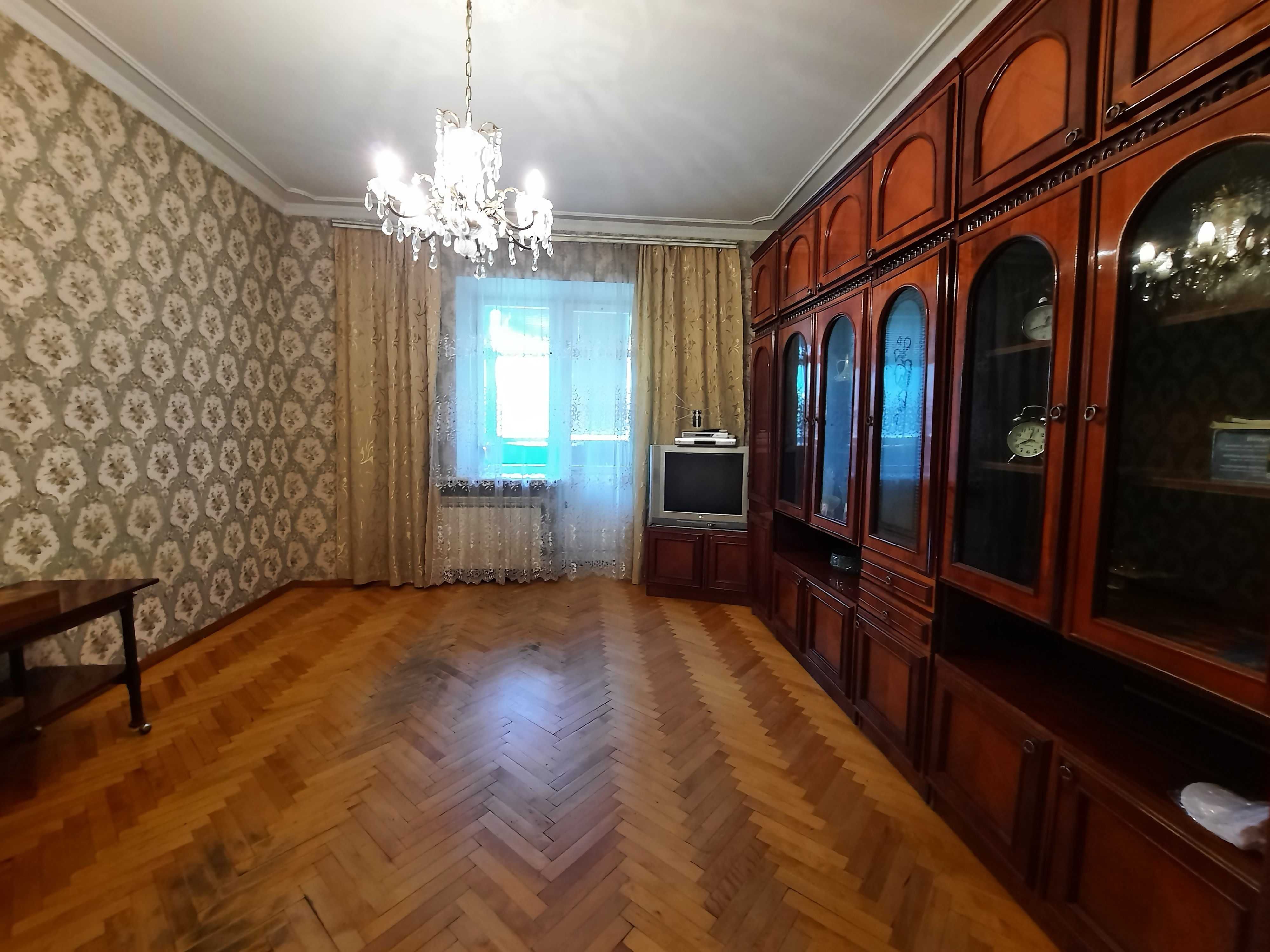 Продам 2 квартиру п/м ул. Университетская в отличном состоянии