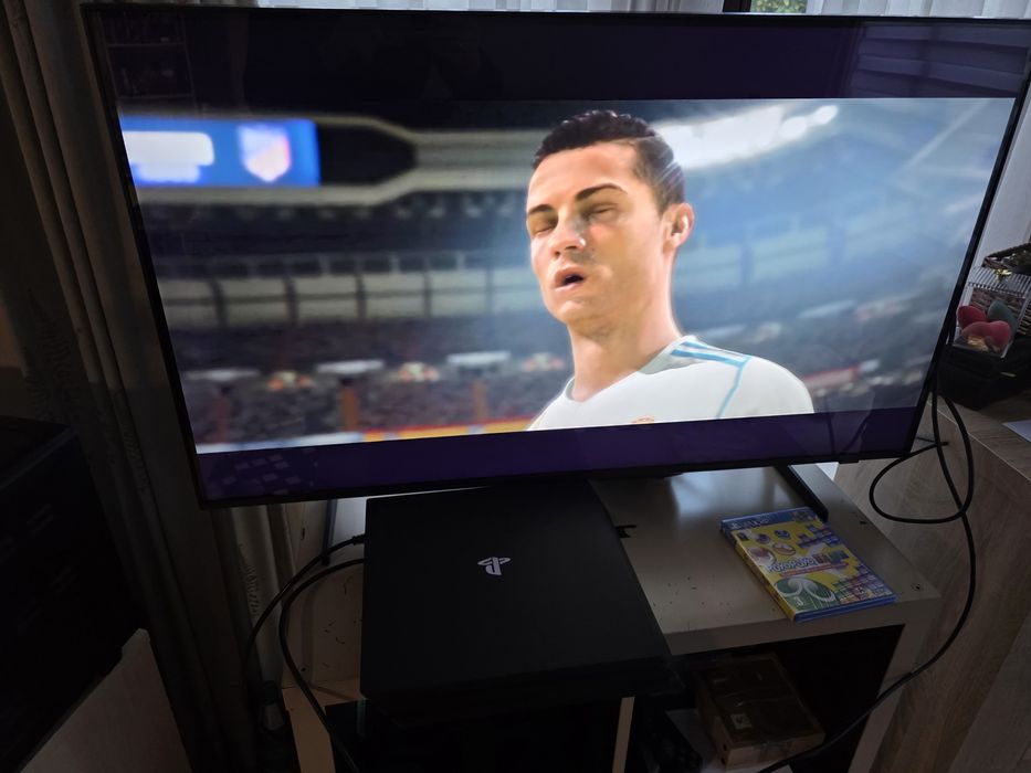 Playstation 4 Pro 1 tb