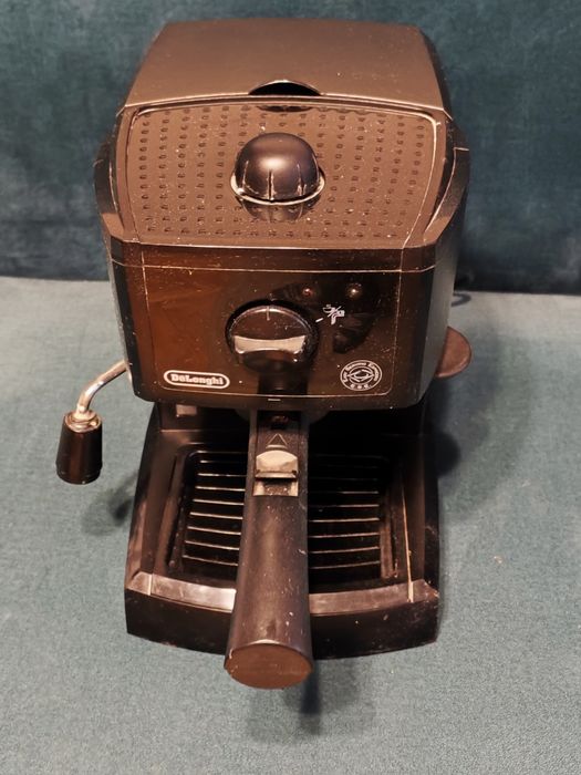 Express do kawy DeLonghi EC150