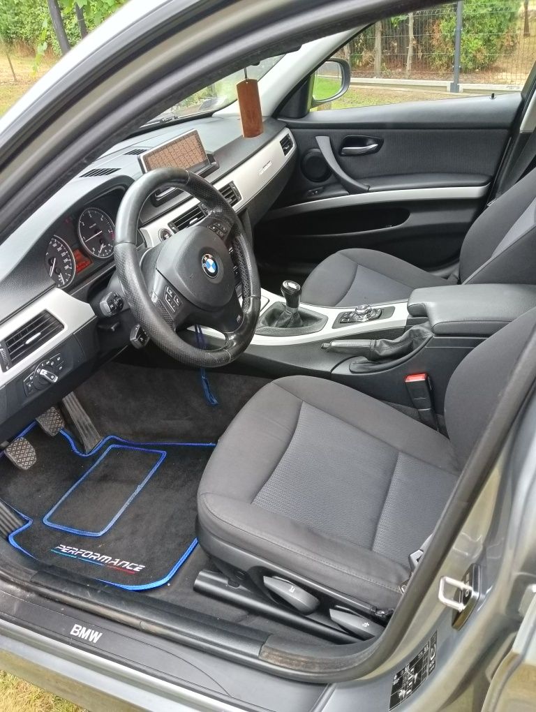 *BMW E90 M pakiet *