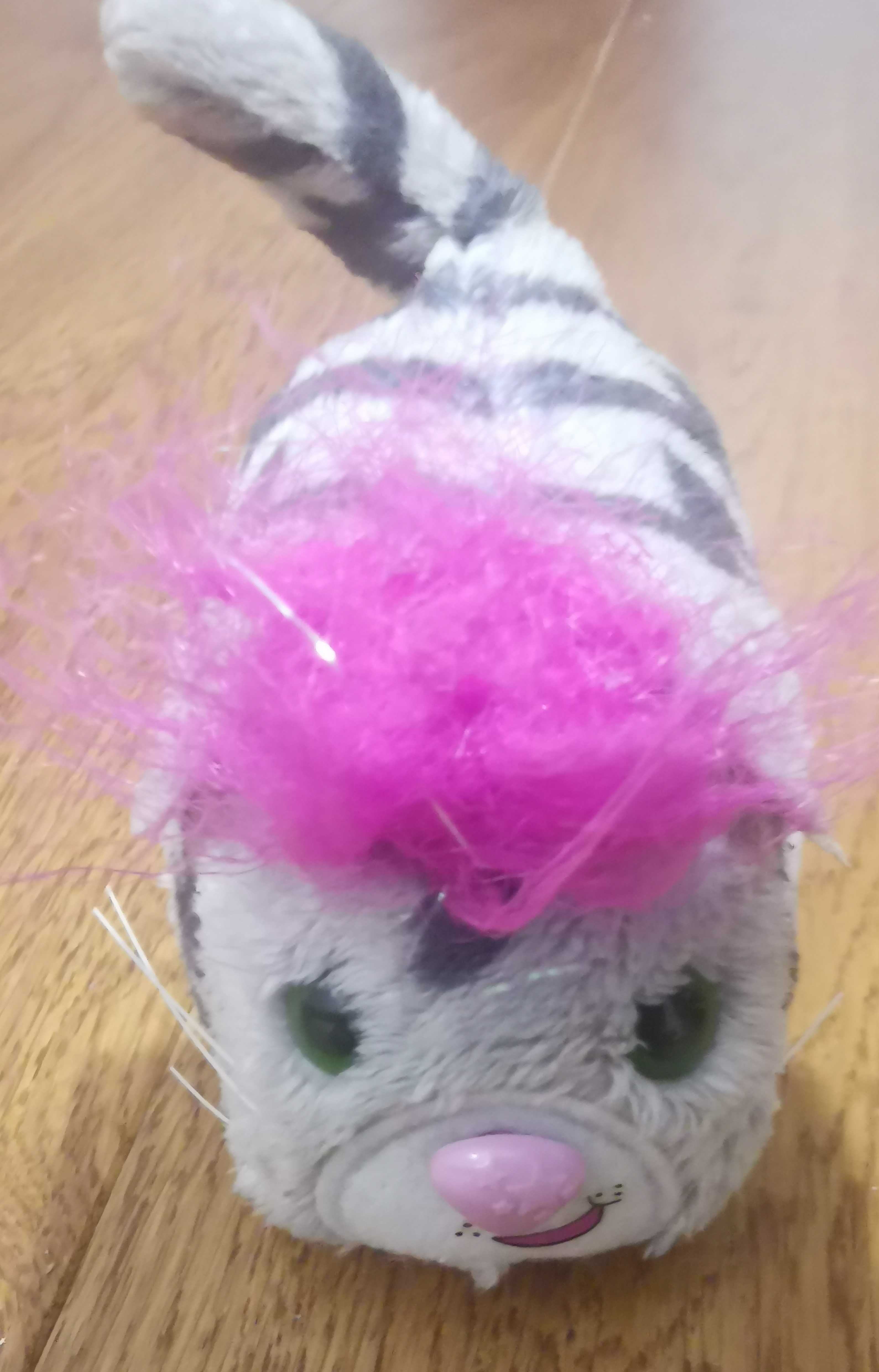 Hasbro kotek jeżdżący FurReal
