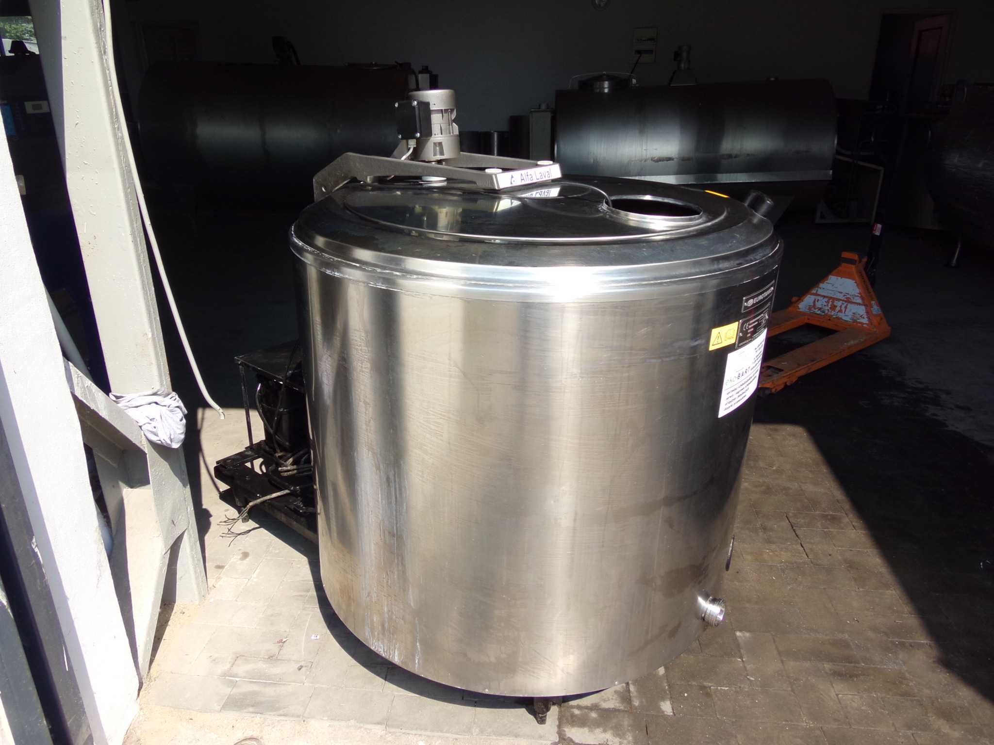 Schładzalnik zbiornik chłodnia do mleka Alfa Laval, 300L 400L 600L