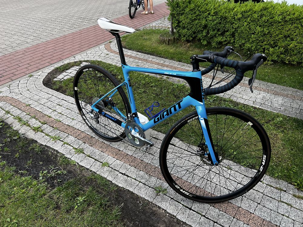 Giant Defy Advanced 3 – karbon, mało używany, dobry stan