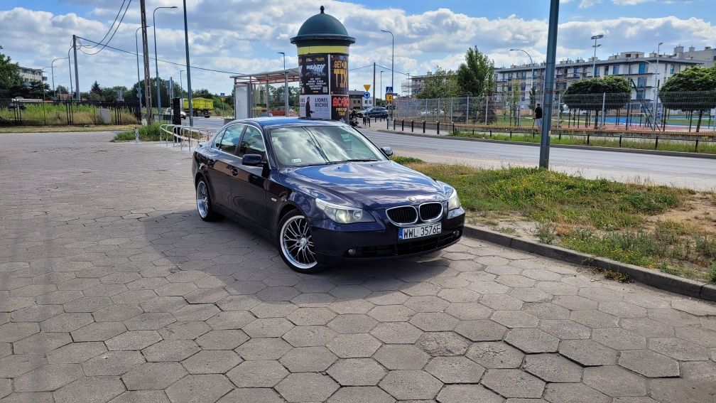 Sprzedam zadbane BMW e60 525i