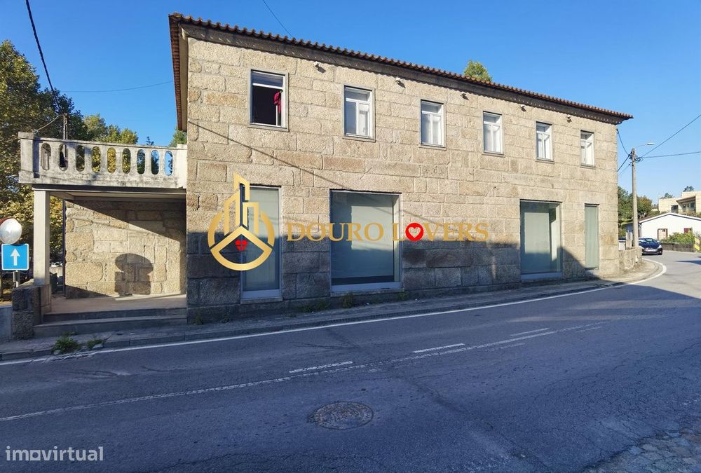 Espaço Comercial Cête - Paredes