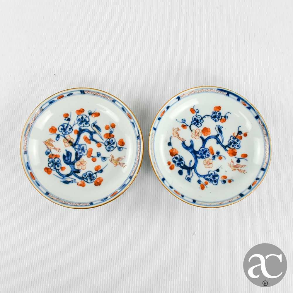 Par de pequenos Pratos porcelana da China, Imari, período Kangxi