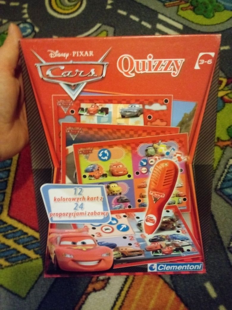 Gra Quizzy z bohaterami z bajki Cars 2 Clementoni