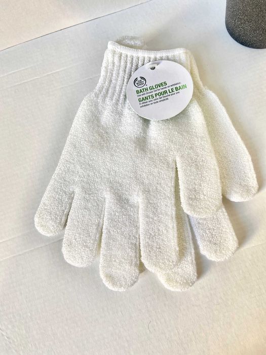 Luvas de banho esfoliantes The Body Shop