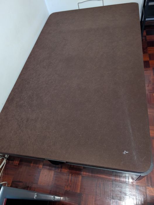 Cama solteiro / corpo e meio