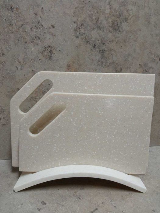 Кухонні дошки з каменю - практичний подарунок, який радує щодня!