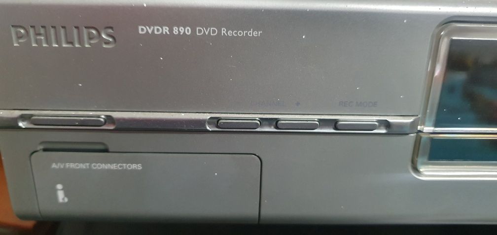 Philips DVD R 890