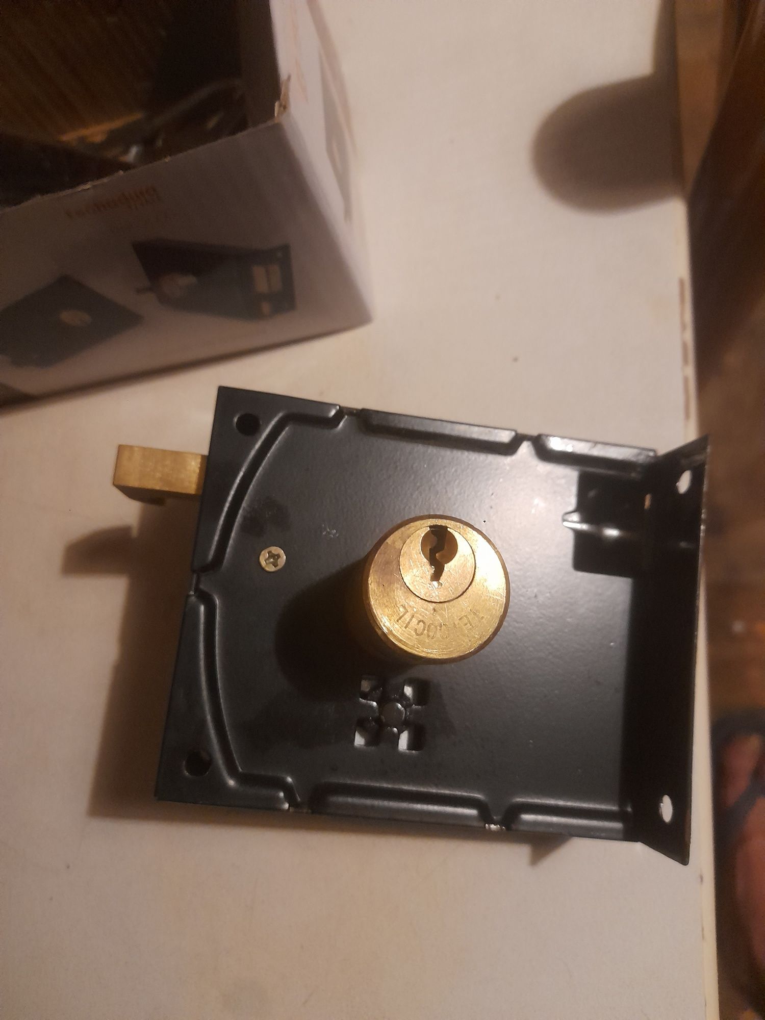 Fechadrra para porta