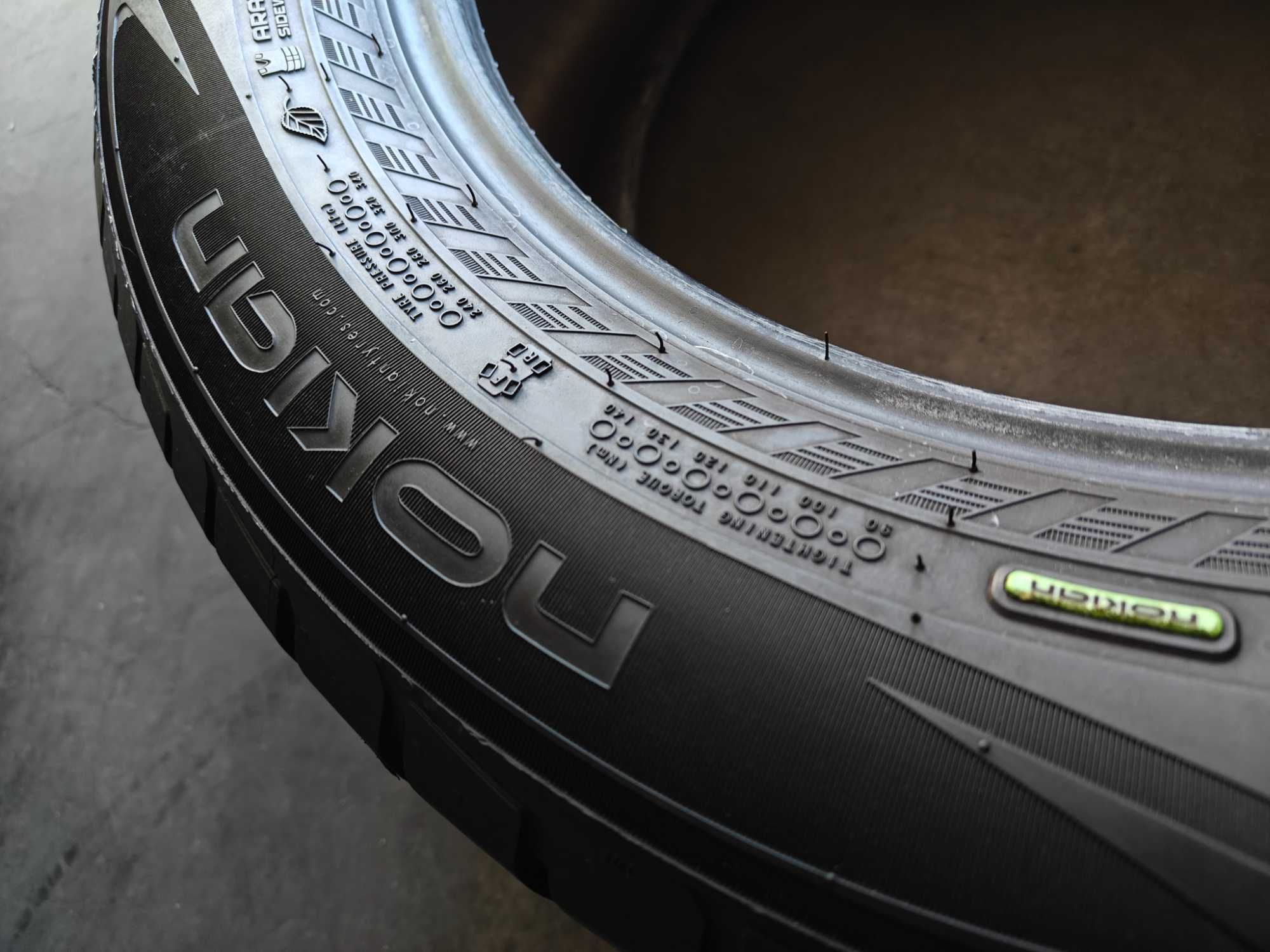 Nokian Hakka Black 2шт. R18 255 55 шини літні