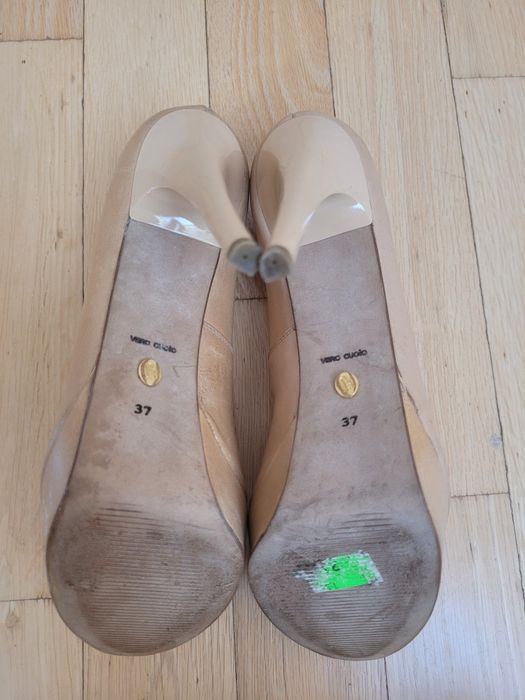 Vero Gucio buty szpilki koturny 37