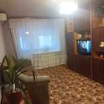Сдам 2х кімнатну квартиру на Митниці на тривалий термін.