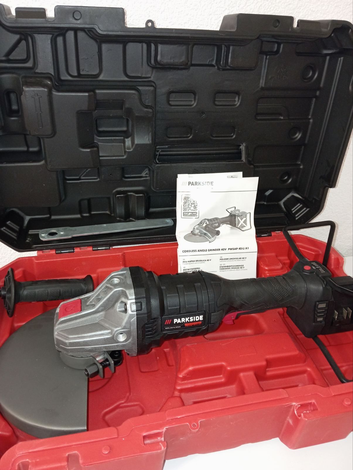Акц. болгарка PARKSIDE PERFORMANCE PWSAP 40-Li A1, болгарка  230, акб