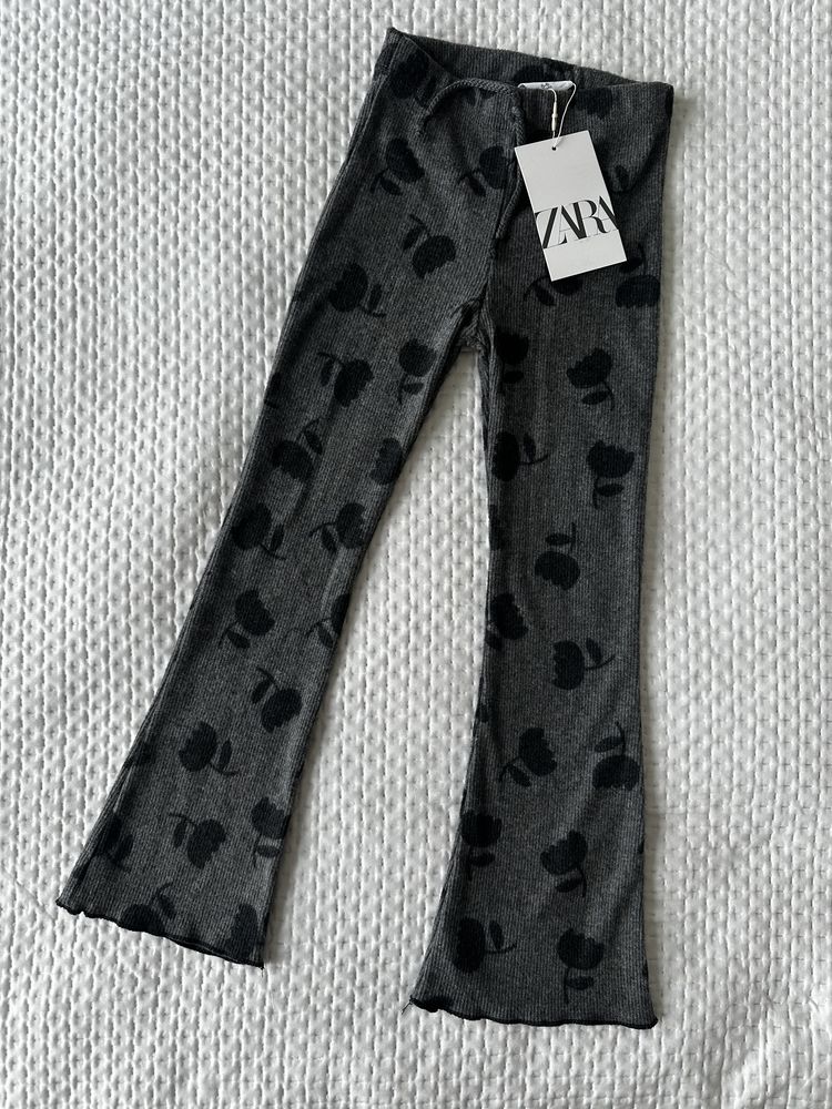 Śliczne NOWE  spodnie ZARA milutkie z rozszerzaną nogawką rozm 116