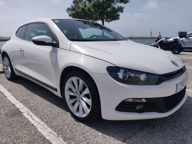 Scirocco 2.0tdi sport  impecável de tudo