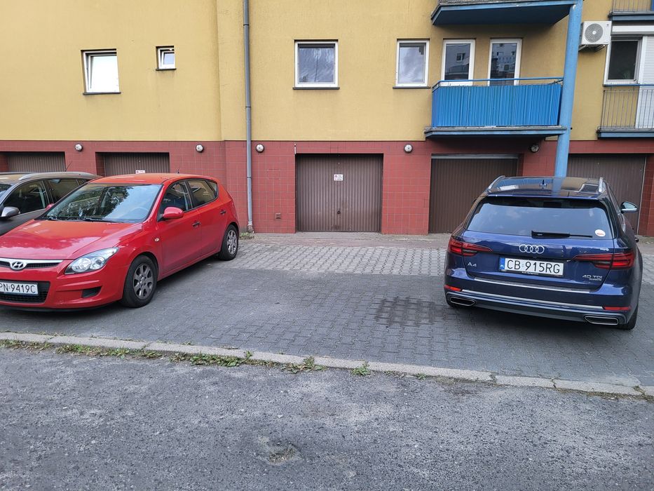 Duży, niezależny garaż w ścisłym centrum Poznania